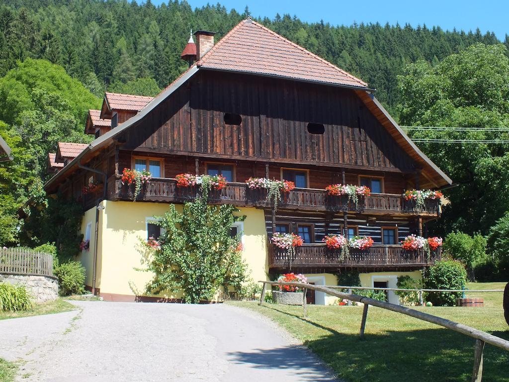 Steurer Hof Apartment Liebenfels Exterior photo