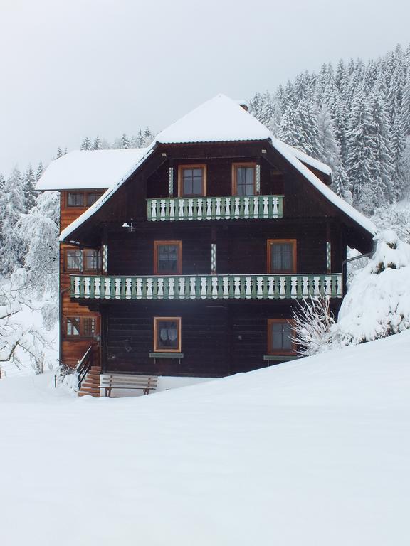 Steurer Hof Apartment Liebenfels Exterior photo